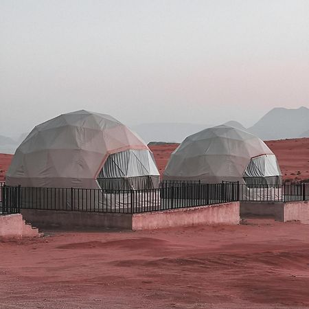 Готель Wadi Rum Caeser Camp Екстер'єр фото