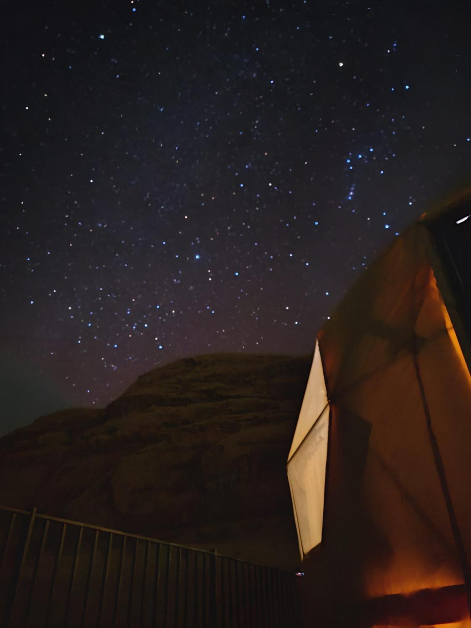 Готель Wadi Rum Caeser Camp Екстер'єр фото