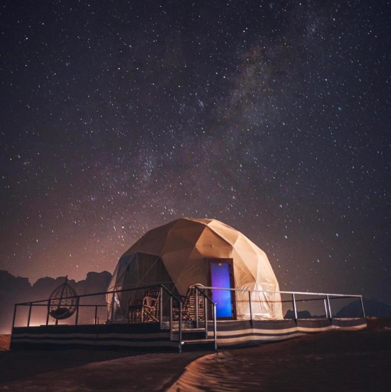 Готель Wadi Rum Caeser Camp Екстер'єр фото